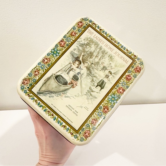 Vintage Ladies' Home Journal Tin Feminine Floral Decor - Picture 3 of 9